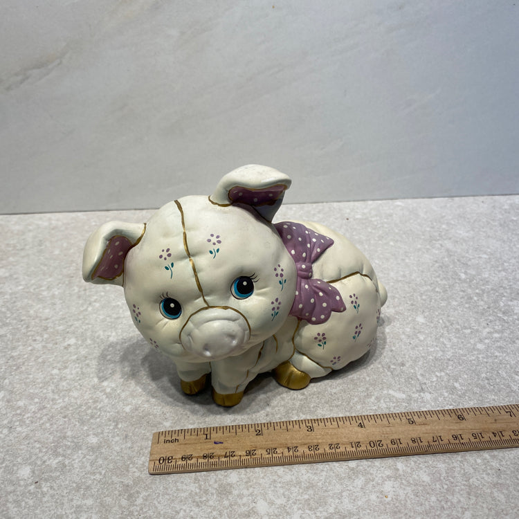 Lefton Pig