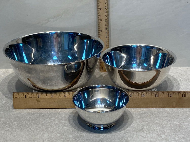 Set of 3 Paul Revere Bowls