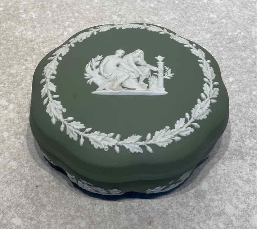 Wedgwod Covered Box