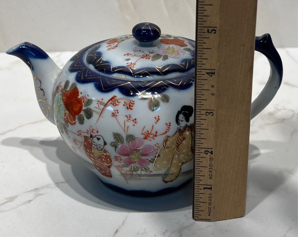 Teapot
