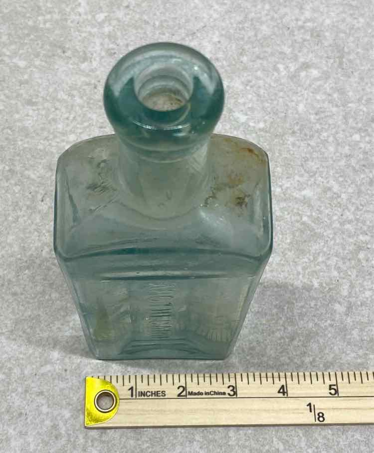 Hoods Bottle