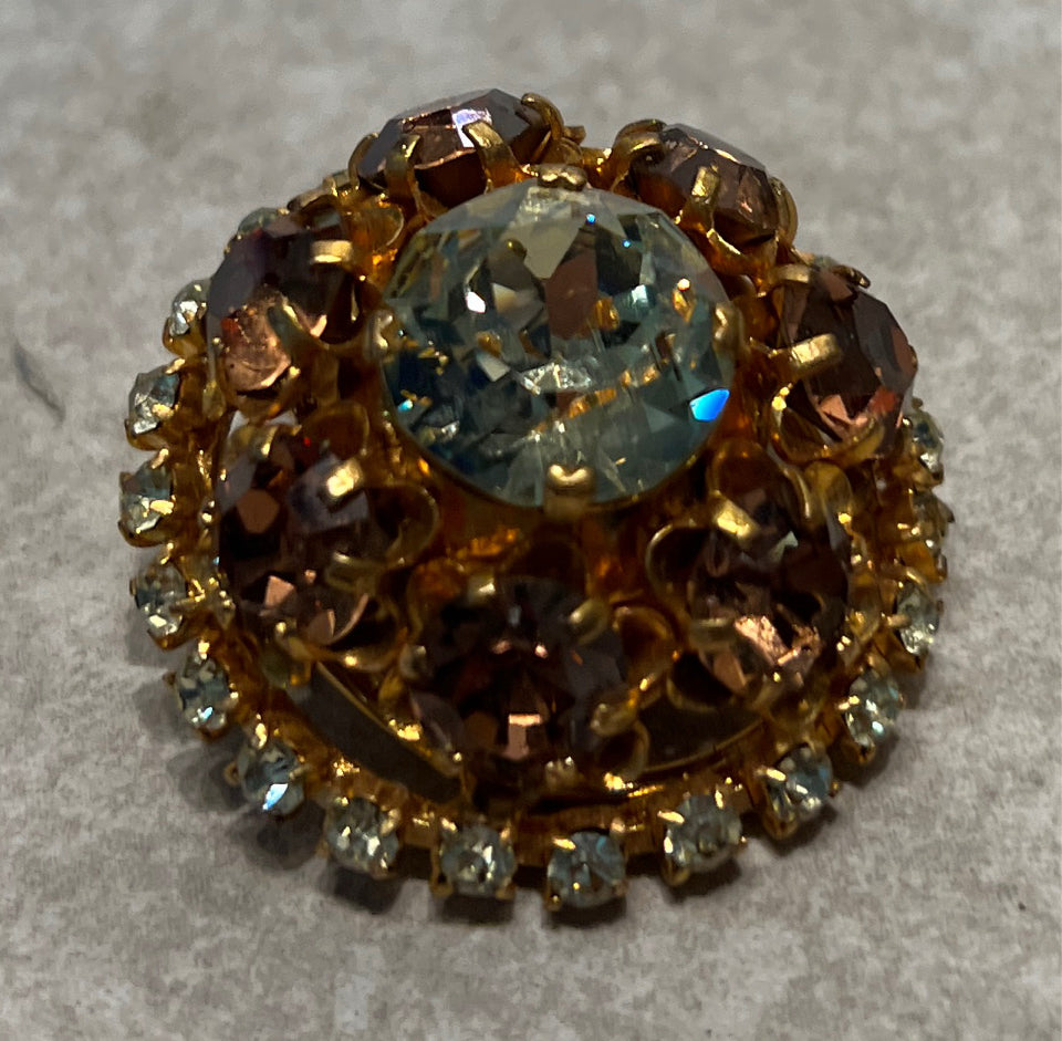 Pin