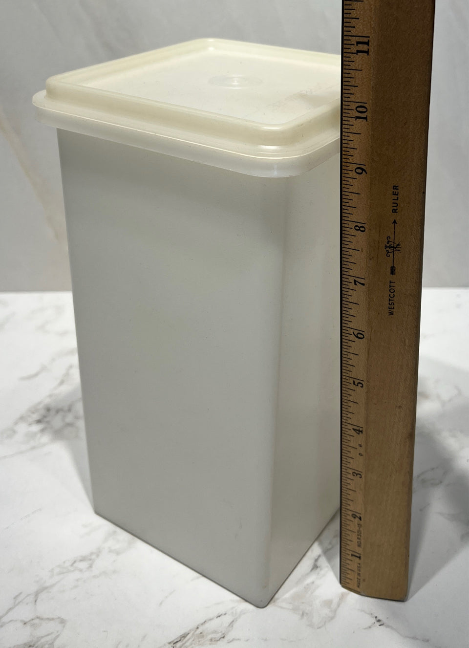 Tupperware Container