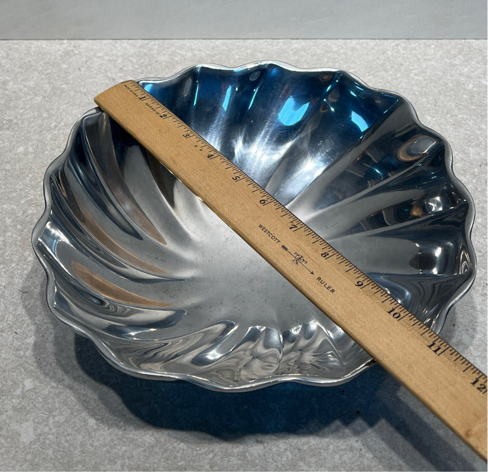 Wilton Armetale Bowl