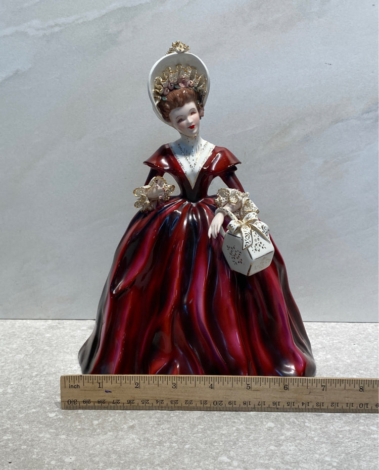 Florence Georgette Figurine