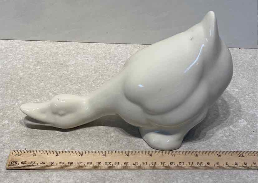 Imperial Pottery Duck