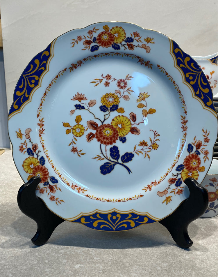 Canton Fair Dinnerware Set