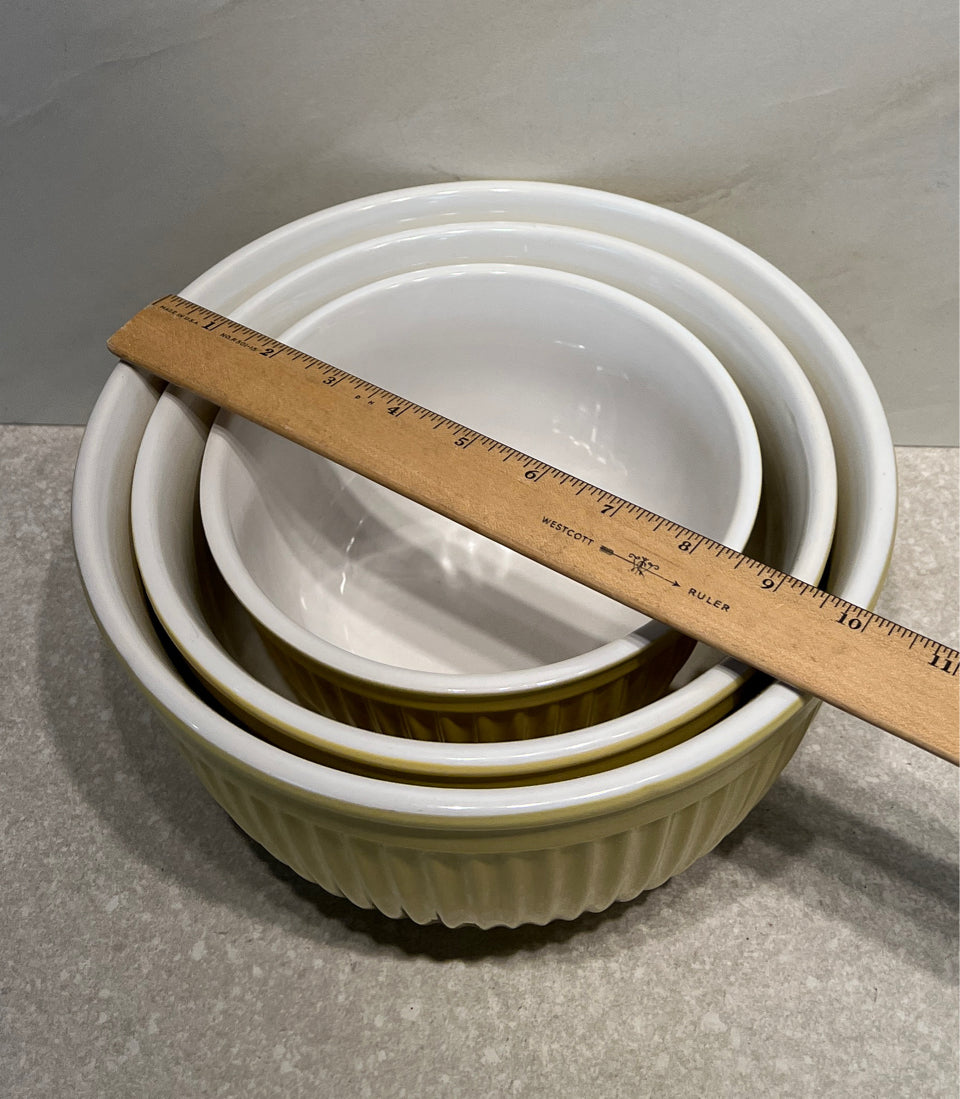 Set of 3 Crate and Barrel Nesting Bowls