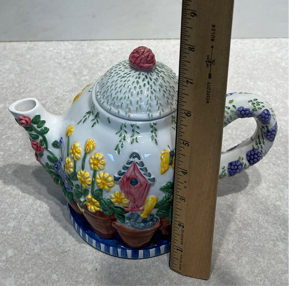 Teapot