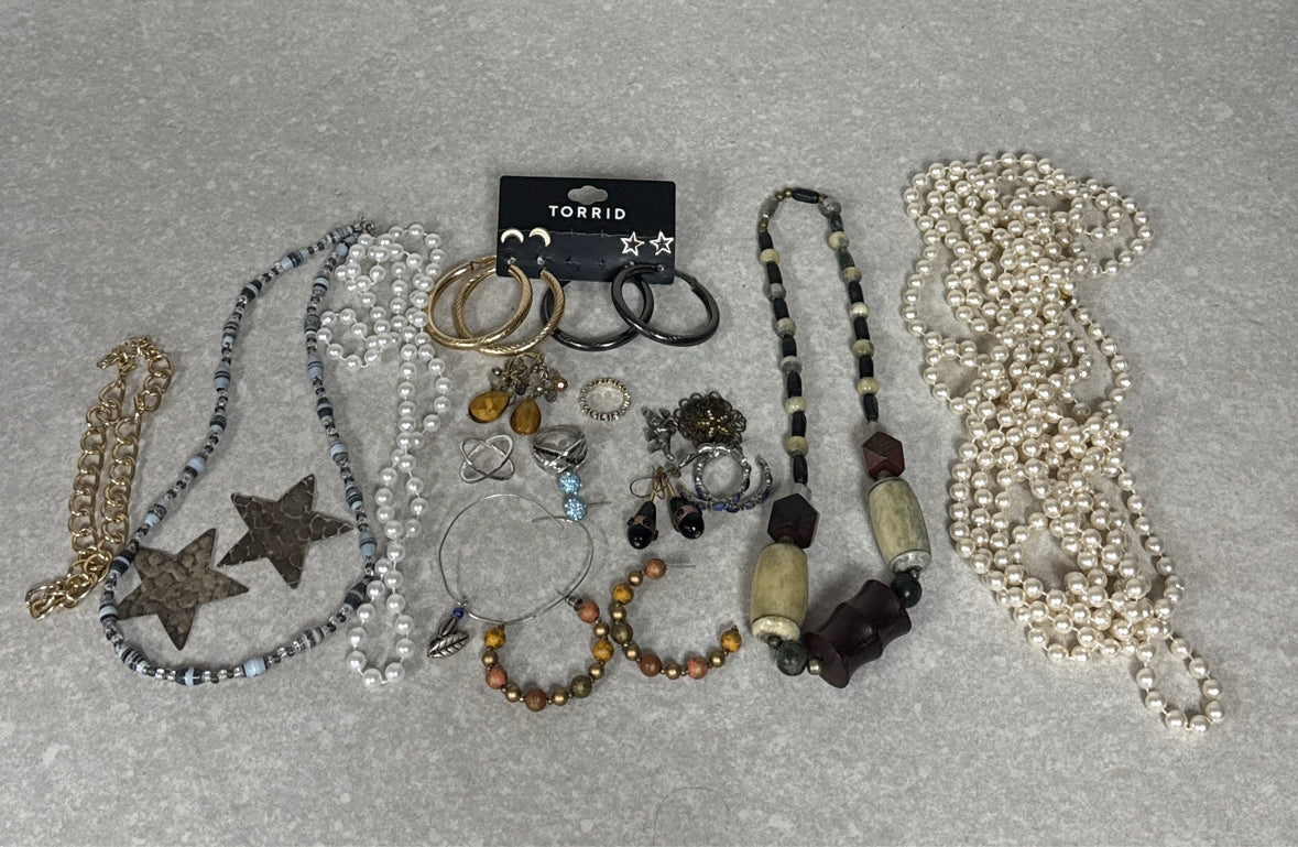 Lot of Jewelry