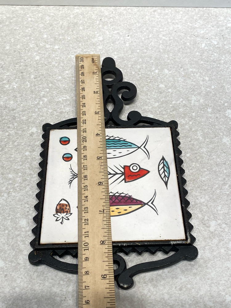 Trivet