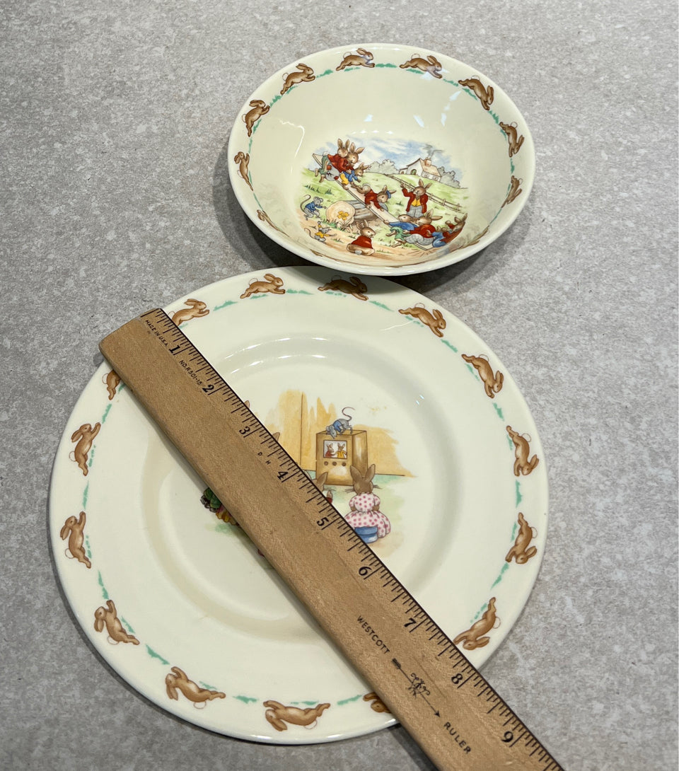 Set of 2 Bunnykins Dishes