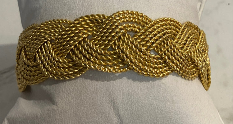 Bracelet