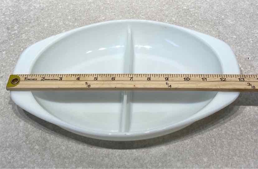Pyrex Divided Bowl