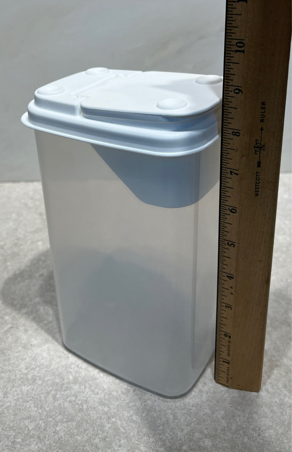 Container