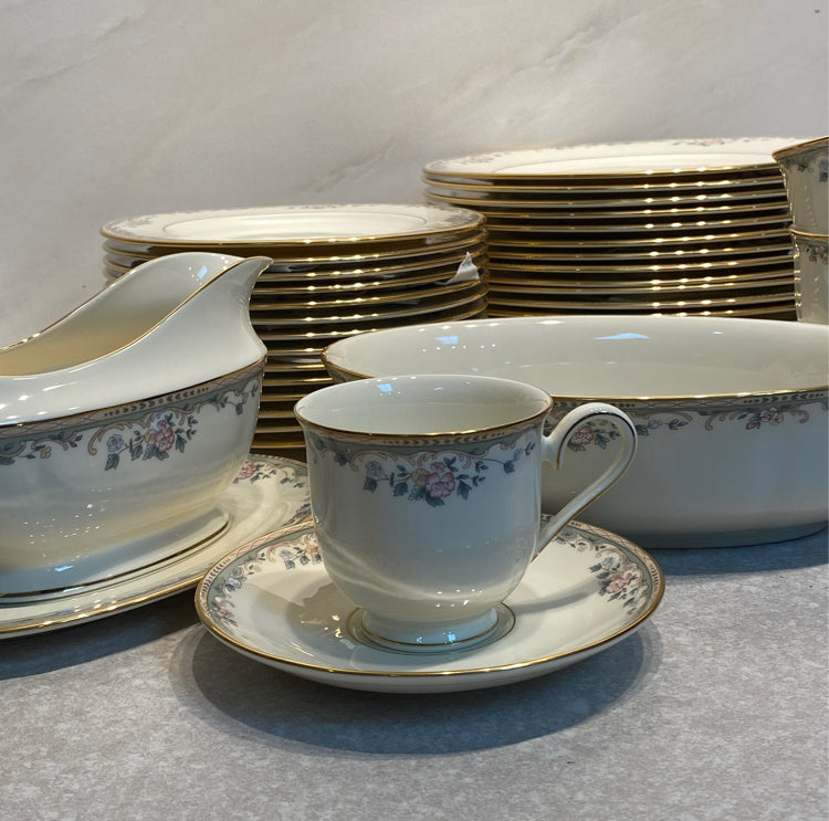 Lenox Spring Vista Dinnerware Set