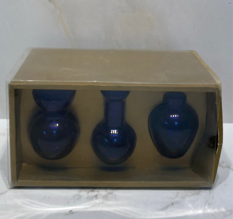 Set of 6 Vases