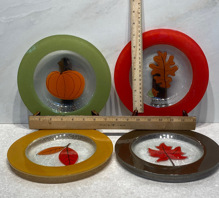 Set of 4 Plates