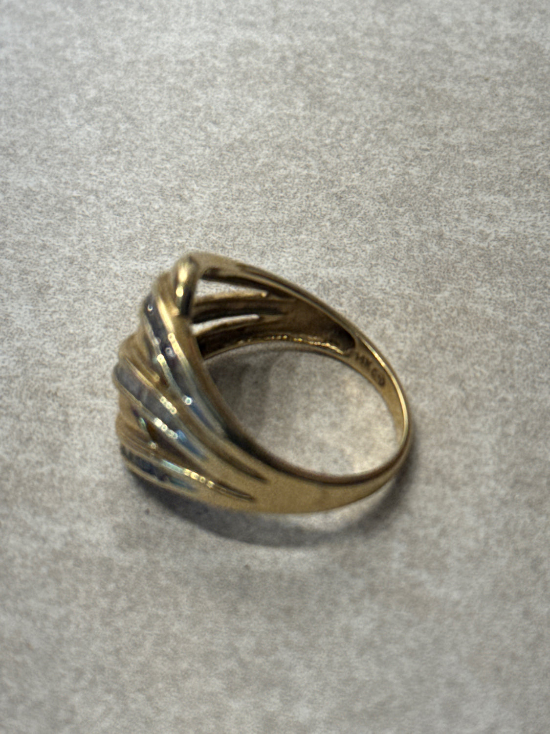 14K Diamond Wave Band Sz.8