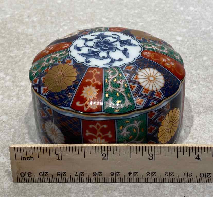 Empress Covered Box