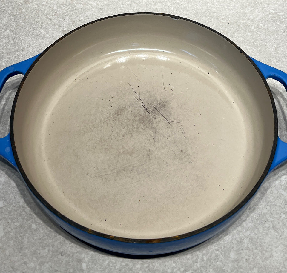Lodge Covered Dutch Oven - as is