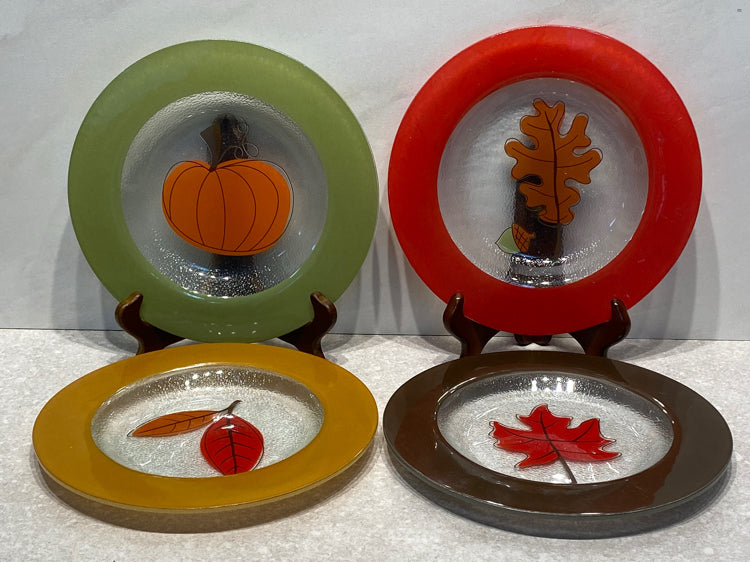 Set of 4 Plates