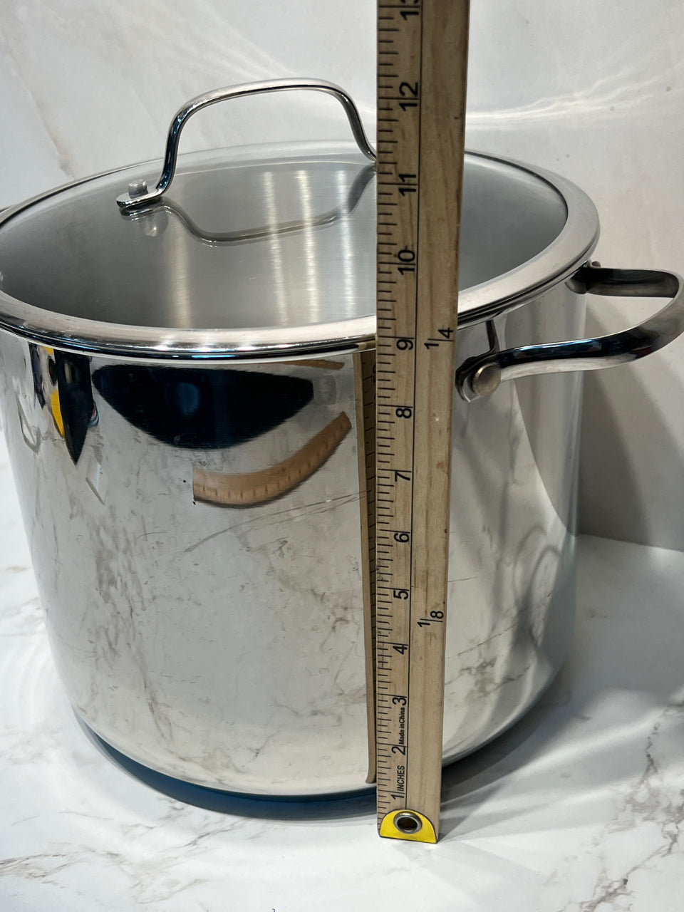 Coverd Pot