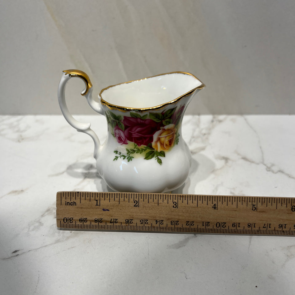 Royal Albert Creamer