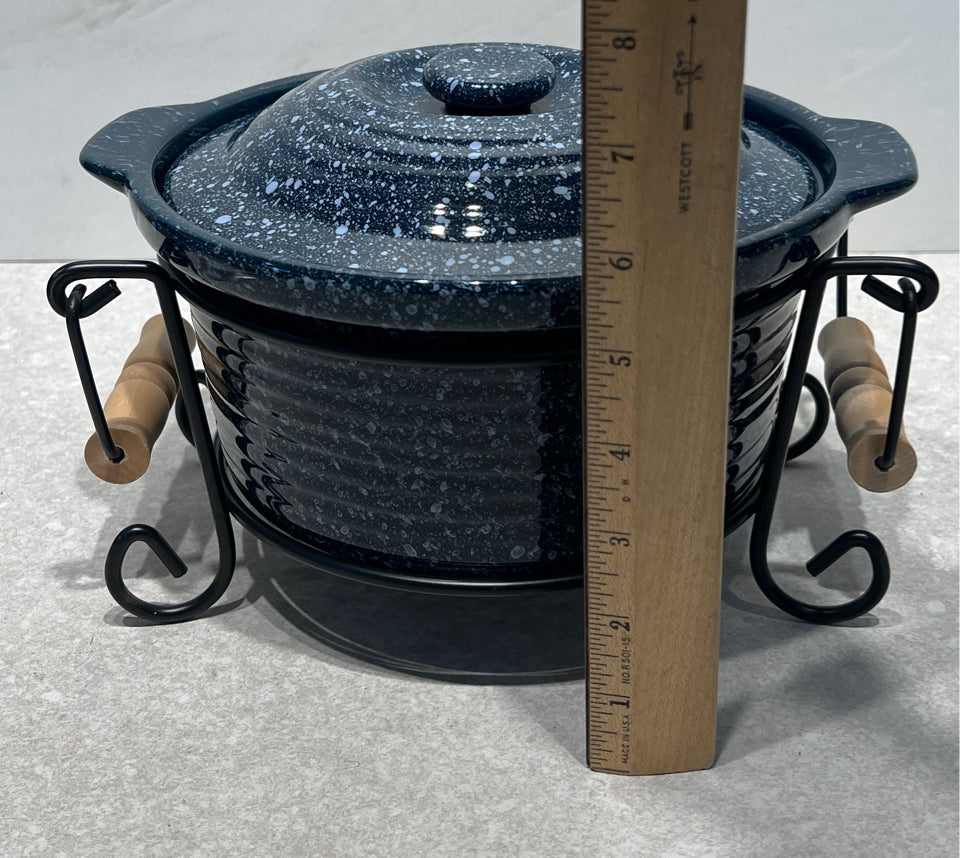 Bowl with Carrier