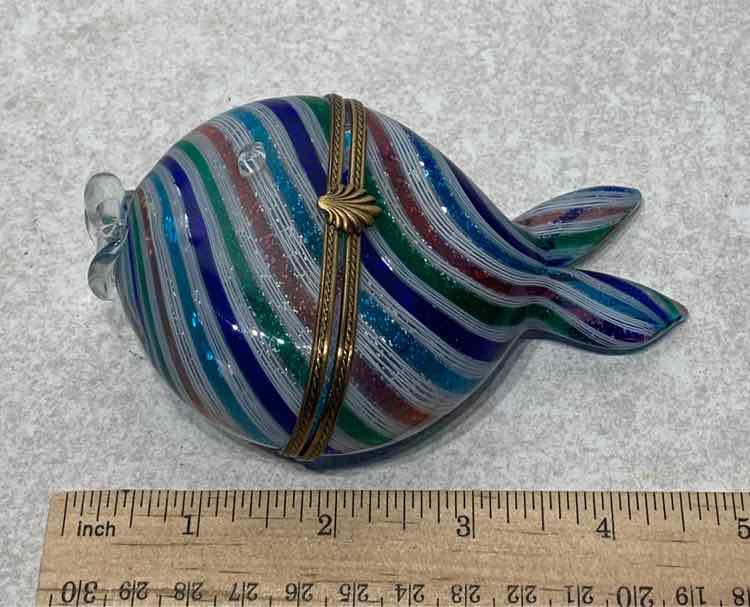 Murrano Glass Latticino Ribbon Fish Box