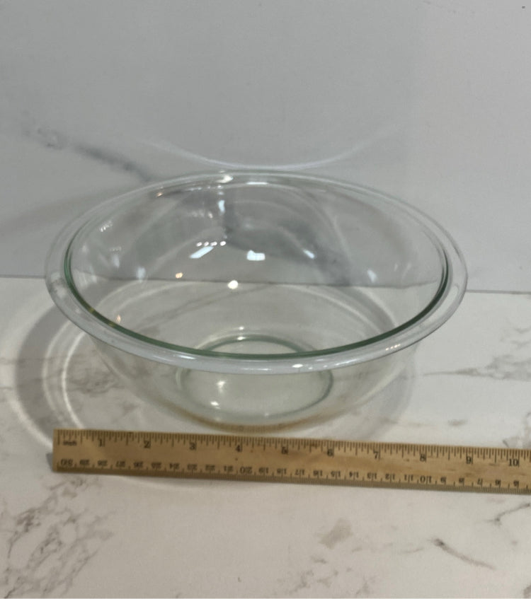 Pyrex Bowl