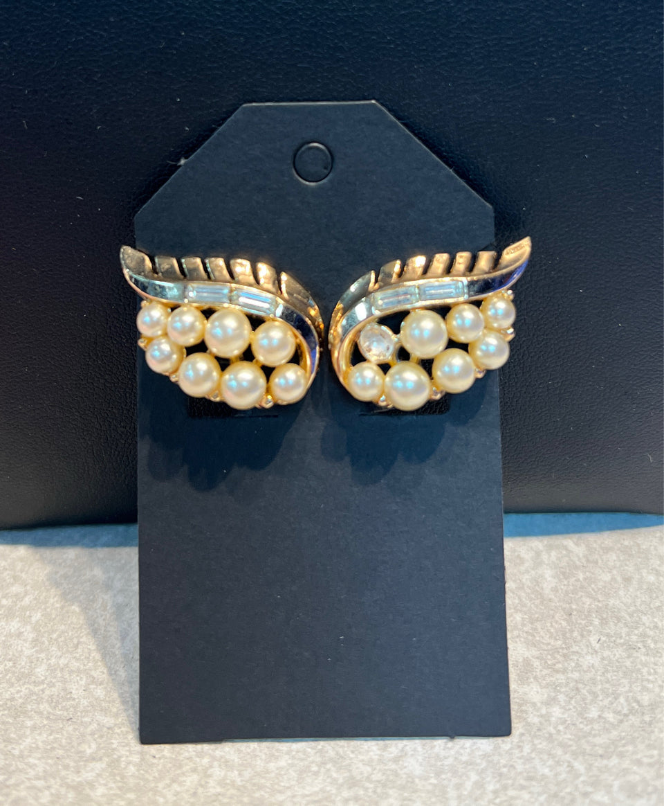 Trifari Clip On Earrings