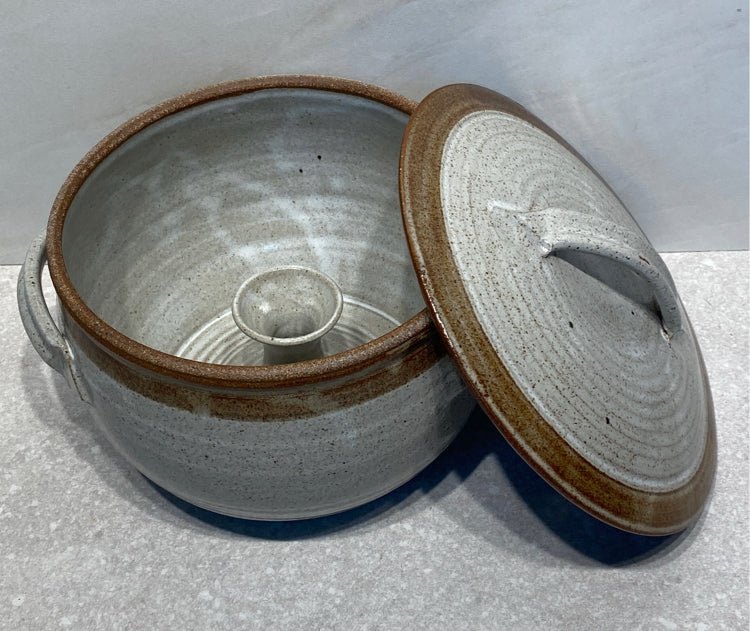 Covered Pottery Steamer