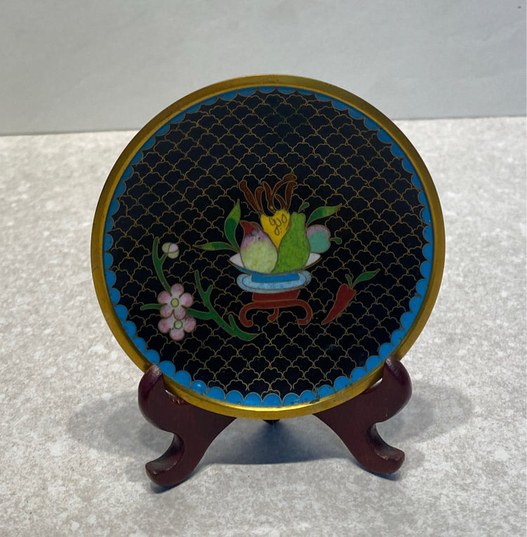 Plate With Stand