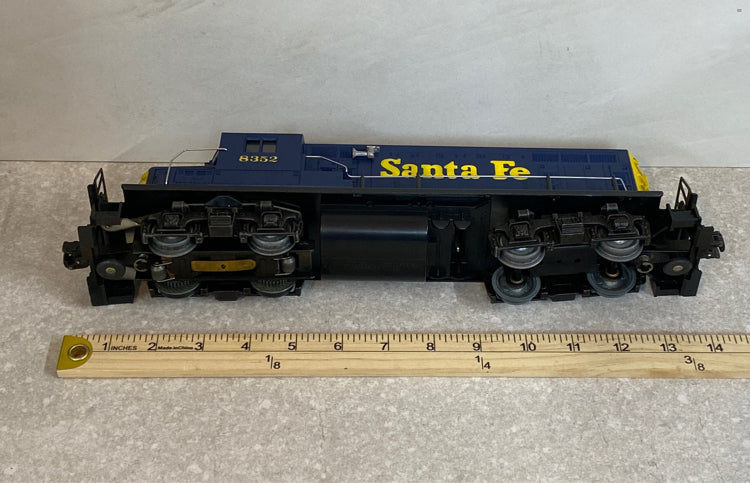 Santa Fe 8352