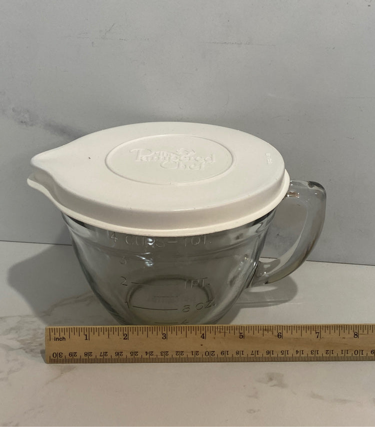 Pampered Chef Batter Bowl With Cover