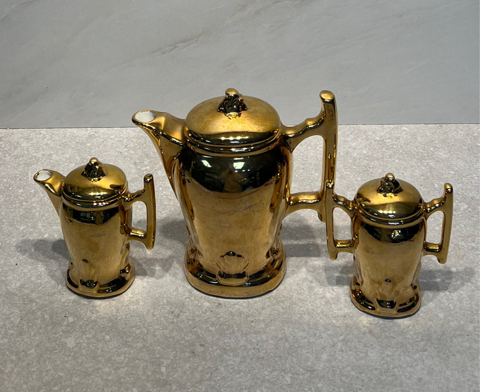 Teapot , Sugar,And Creamer