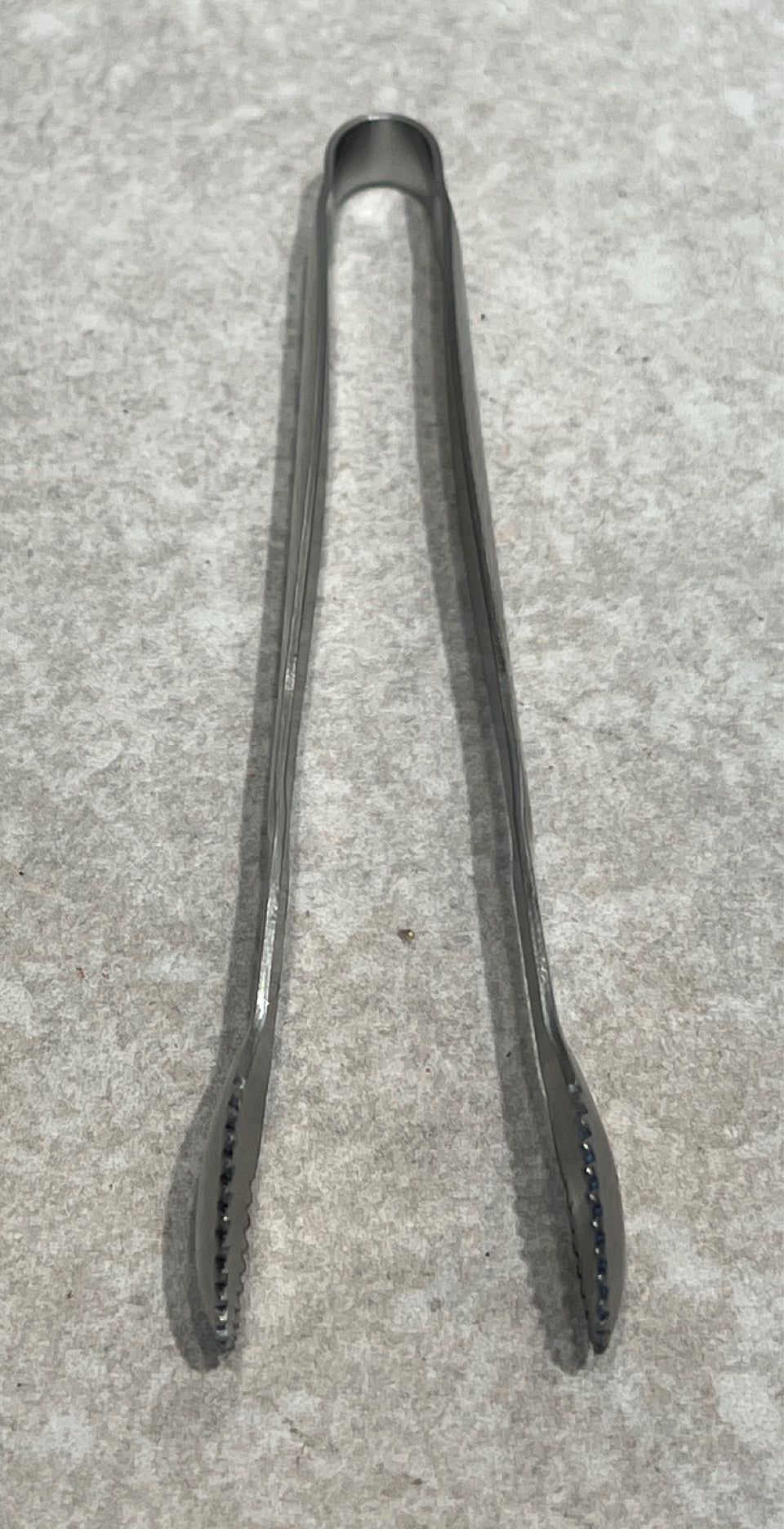 Tongs