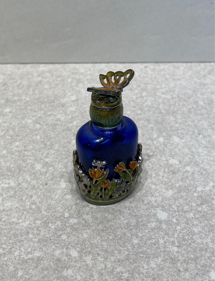 Monet Bottle