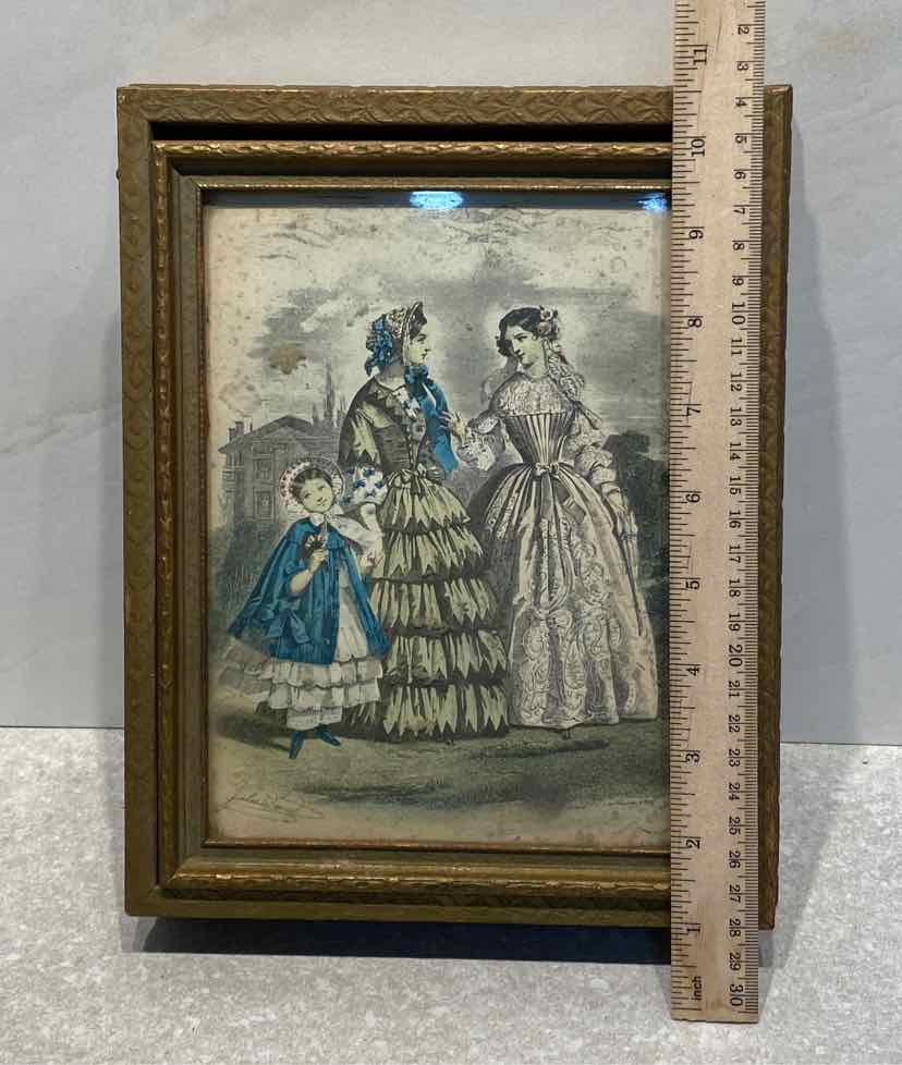 Victorian Dresser Box