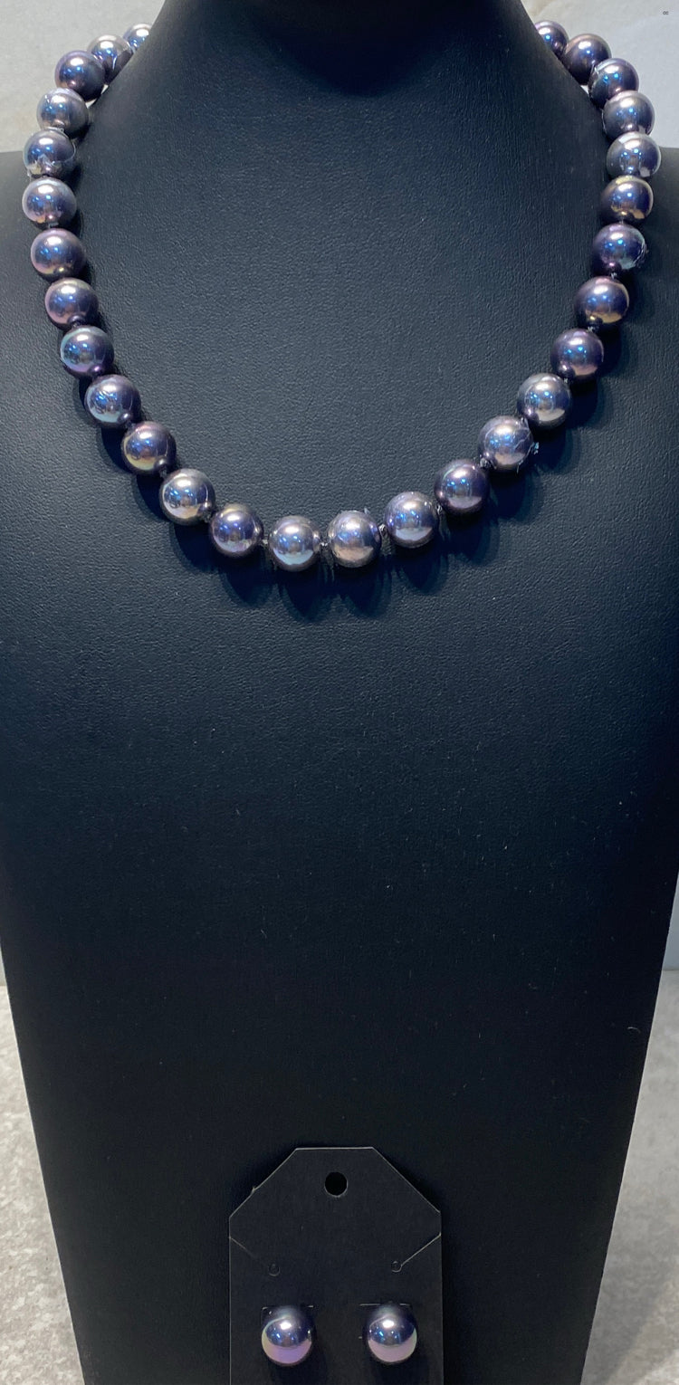 Necklace and EArrings