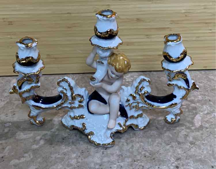 Arpo Candleholder