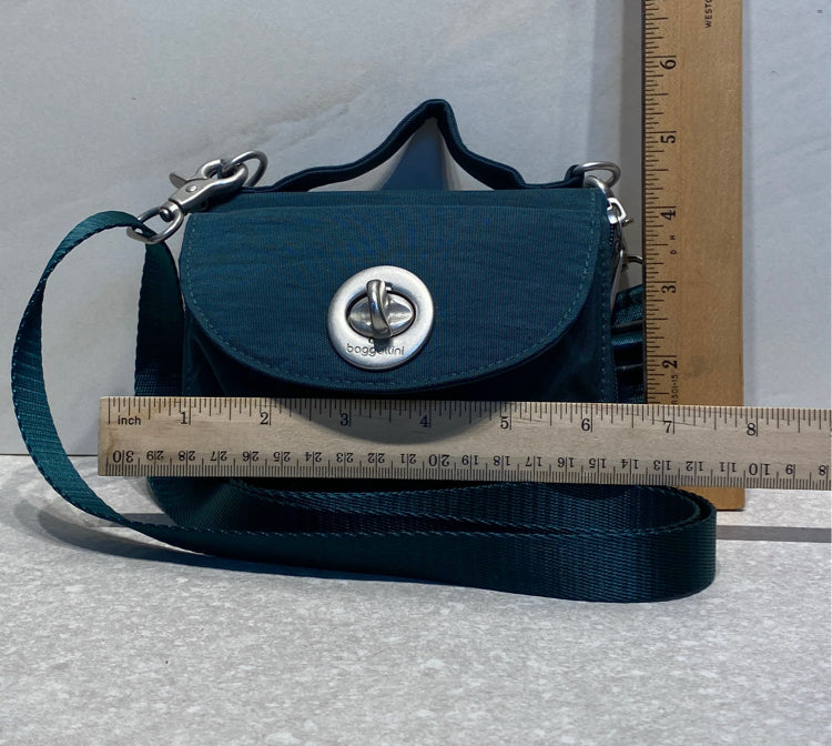 Baggallini Handbag