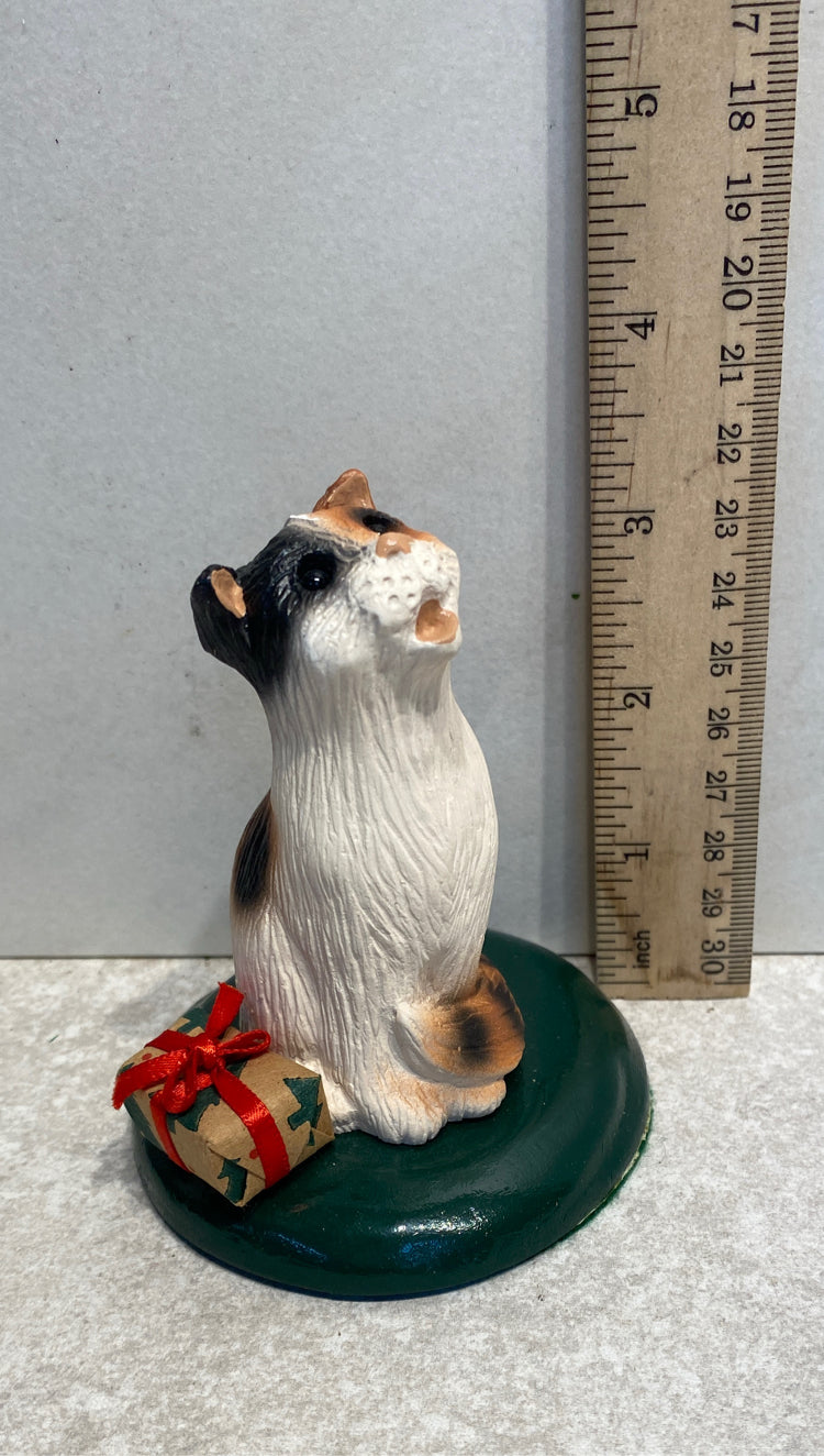 Byer's Choice Cat