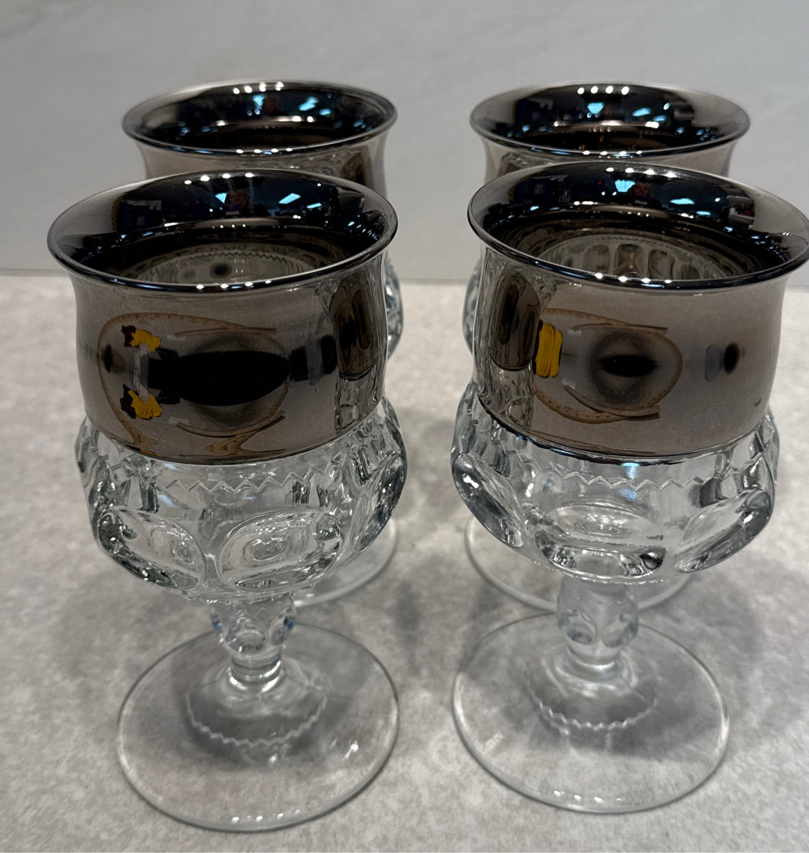 Set of 4 Glasses