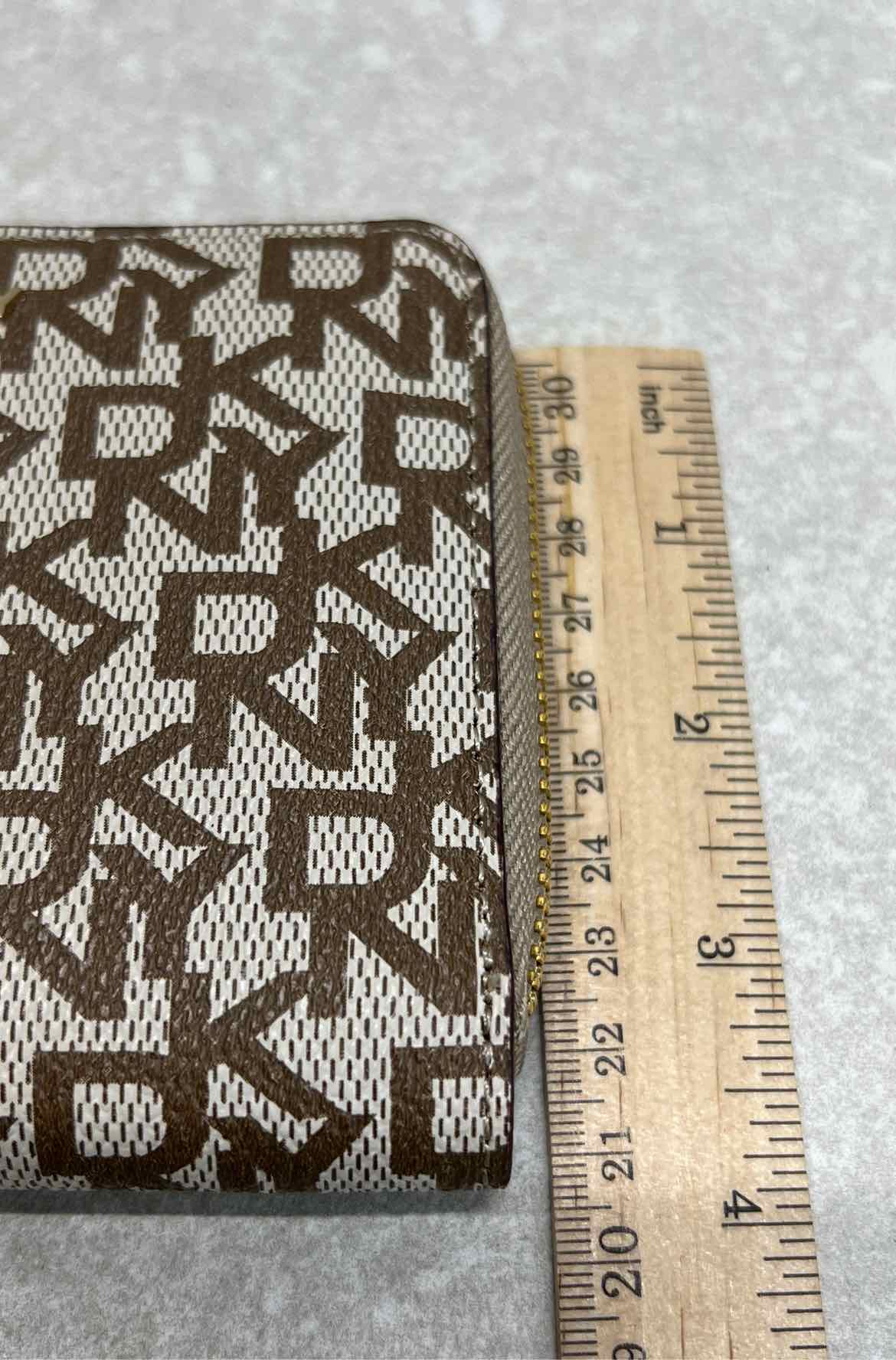 DKNY Wallet