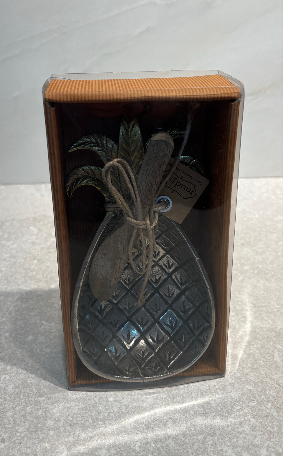 Pineapple Bowl
