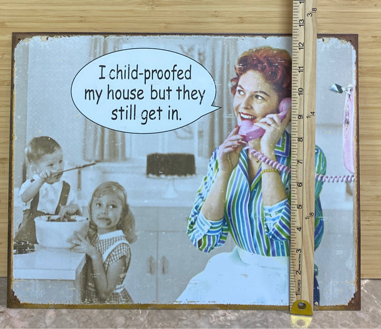 Tin Sign