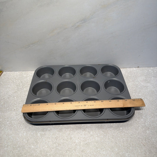 Muffin Pan