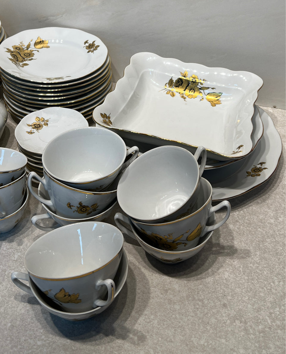 JRJS CLUJ Dinnerware Set